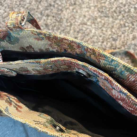 Vintage neutral floral tapestry canvas medium size shoulder bag with zippers - Picture 5 of 5